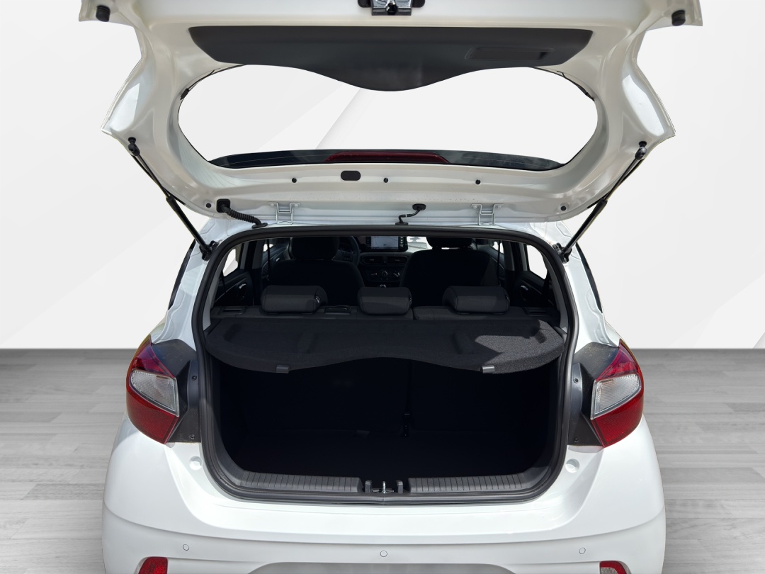 HYUNDAI i10 1.2 Amplia Aut.-image-14