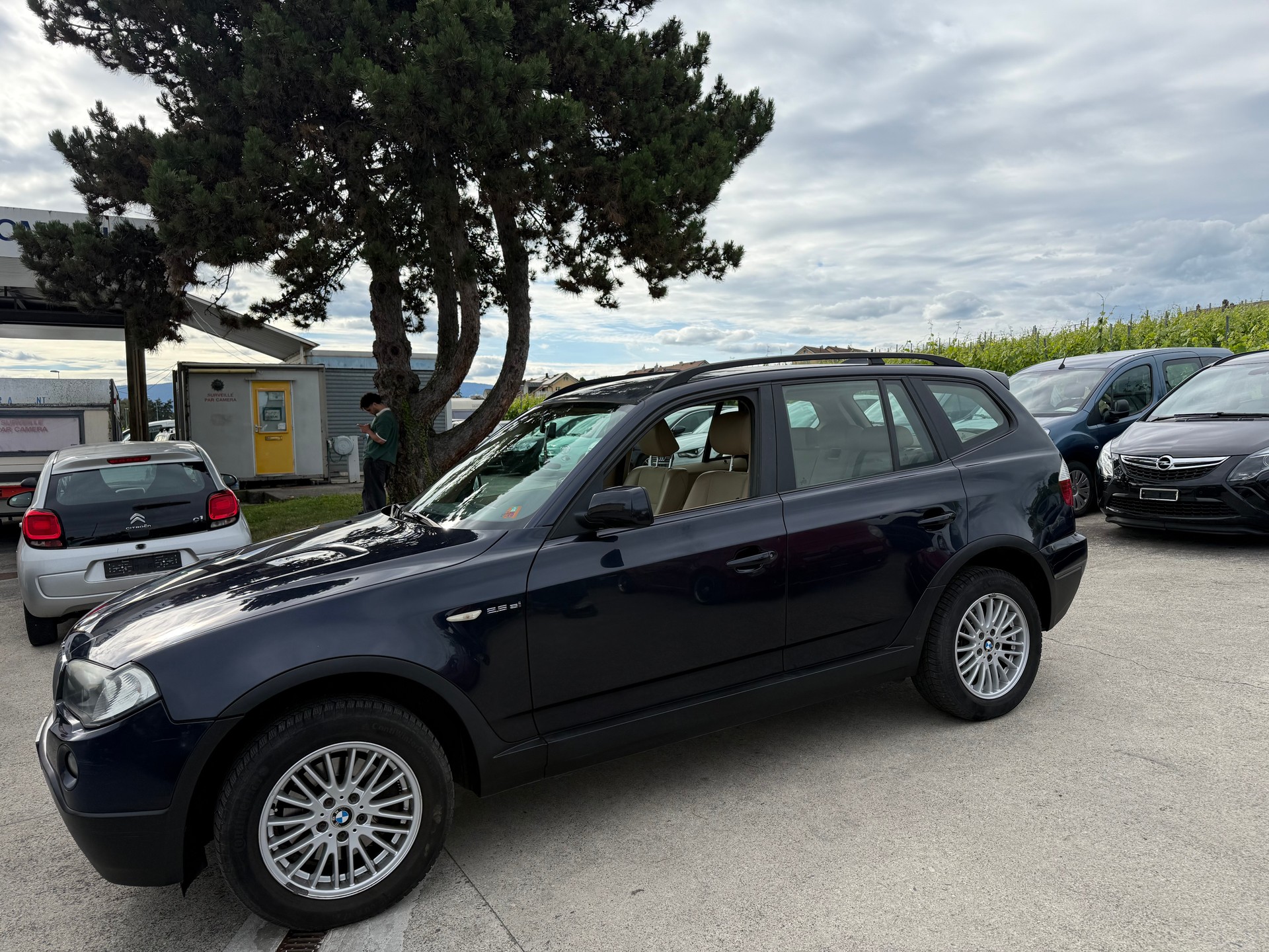 BMW X3 xDrive 25i (2.5si)-image-8