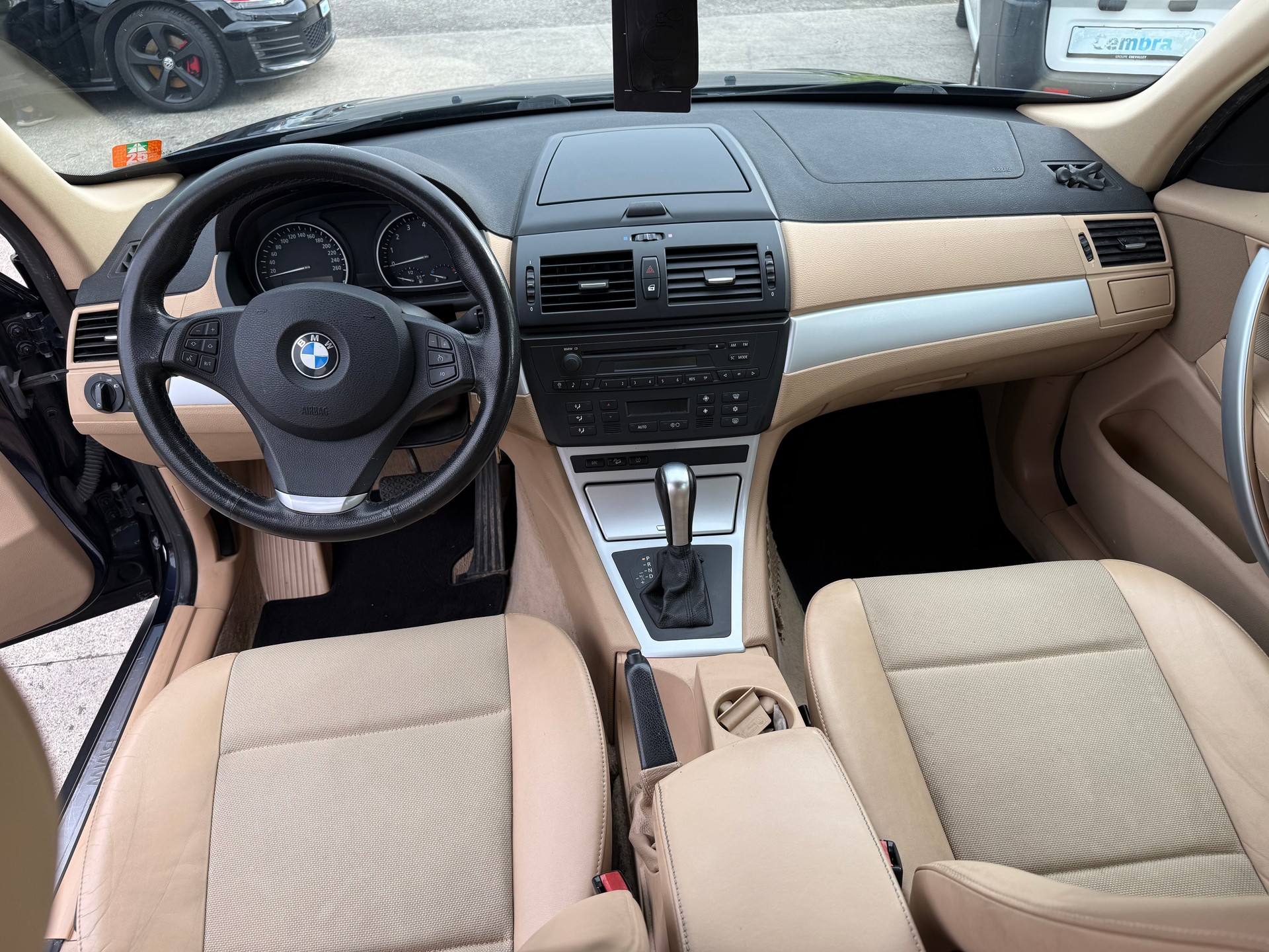 BMW X3 xDrive 25i (2.5si)-image-9
