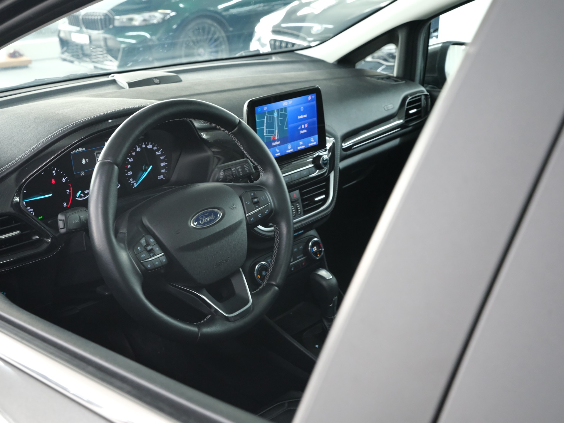 FORD Fiesta 1.0 SCTi ST-Line Automat *Panorama* *Rückfahrkamera* *Vignale*-image-14