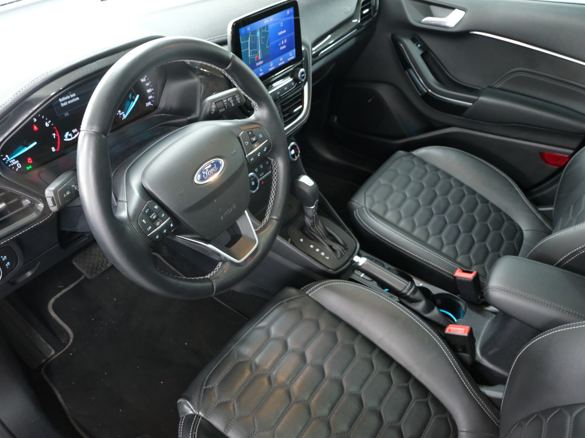 FORD Fiesta 1.0 SCTi ST-Line Automat *Panorama* *Rückfahrkamera* *Vignale*-image-17