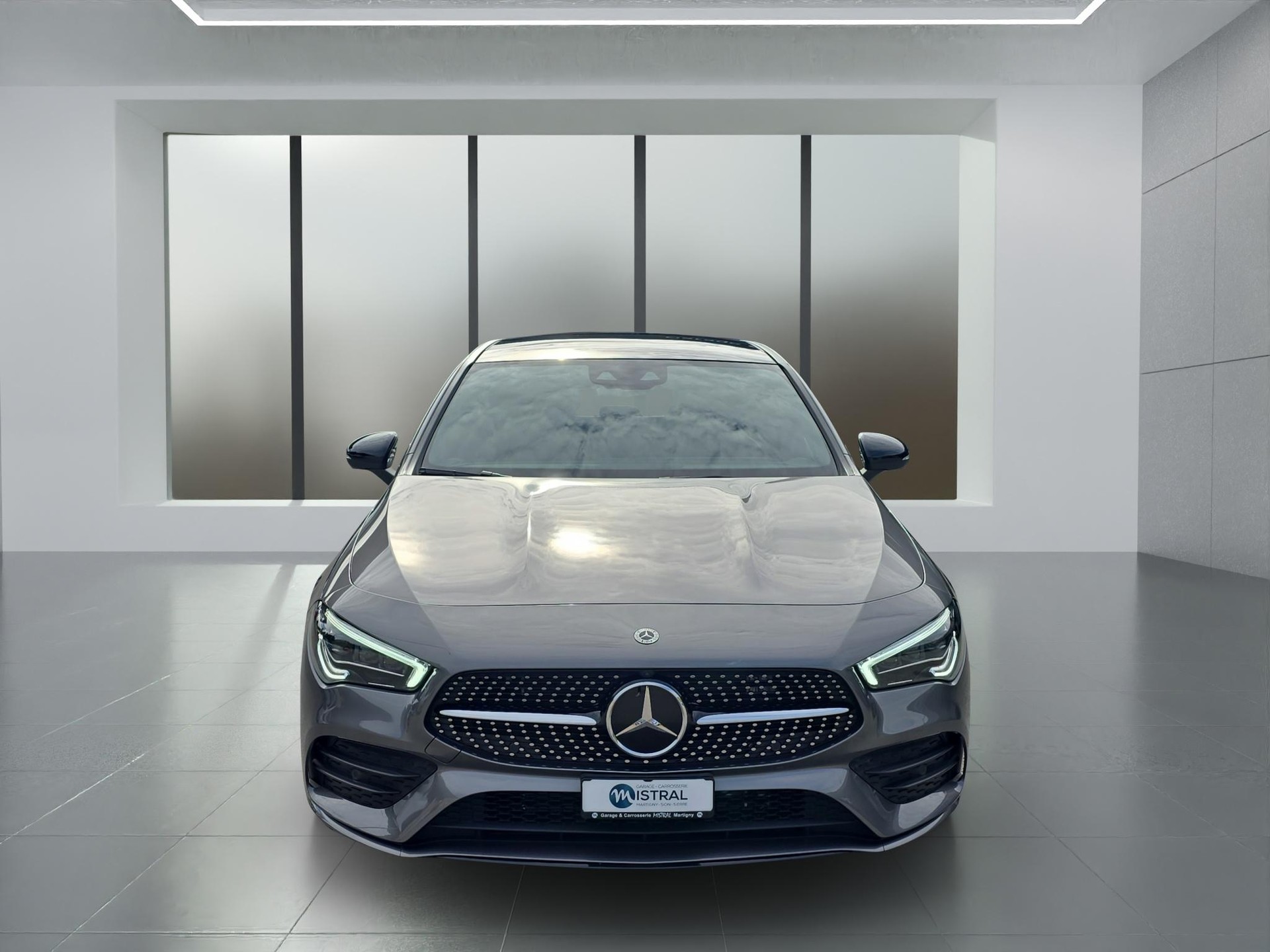MERCEDES-BENZ CLA 250 e AMG Line-image-8