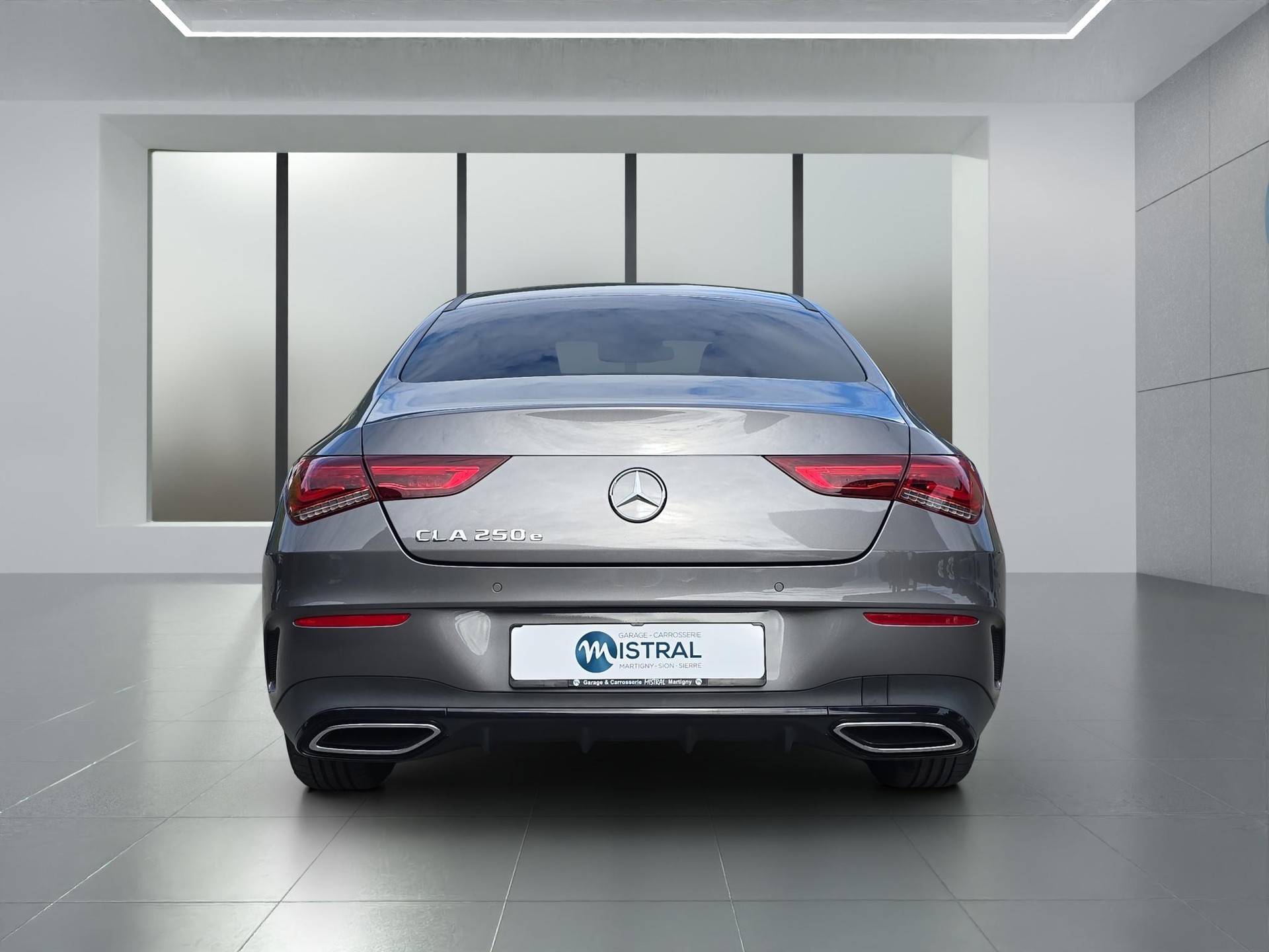 MERCEDES-BENZ CLA 250 e AMG Line-image-3