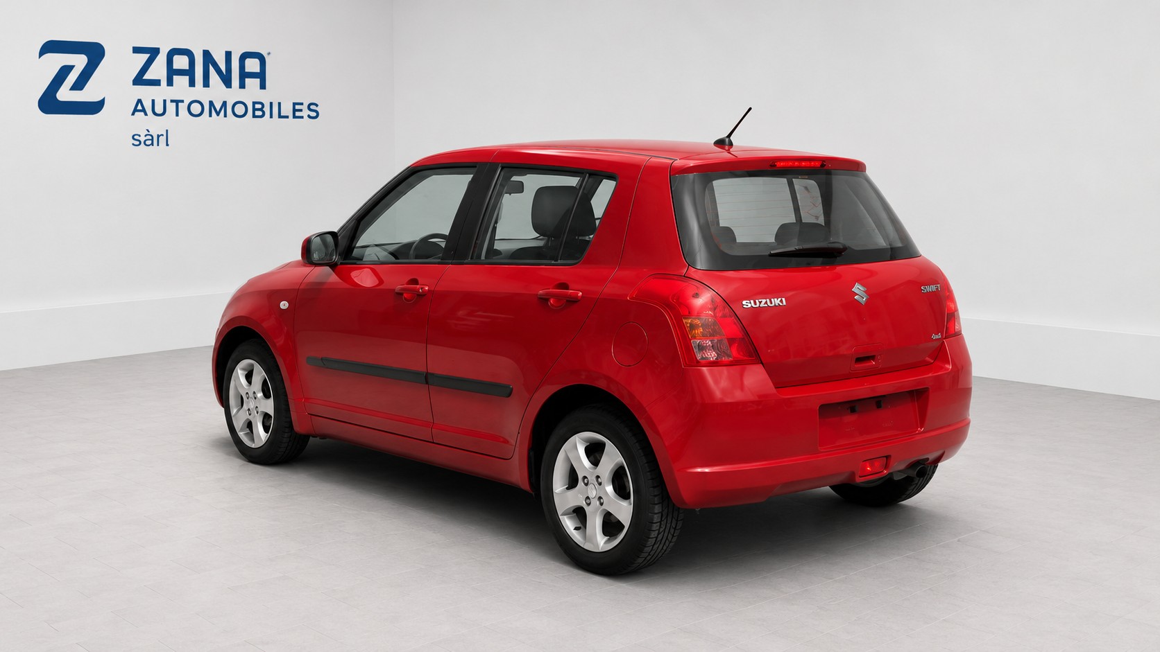 SUZUKI Swift 1.3i 16V GL Top 4x4-image-2