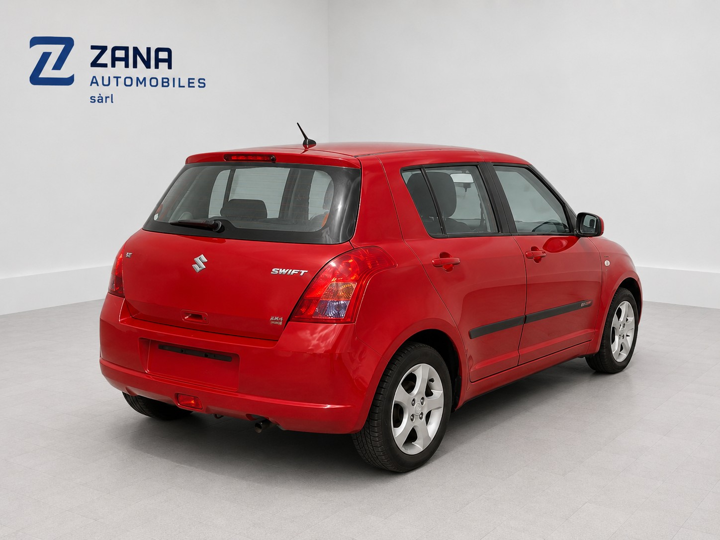 SUZUKI Swift 1.3i 16V GL Top 4x4-image-3