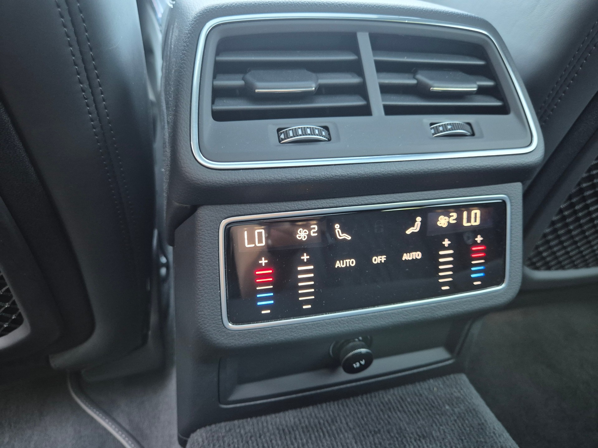 AUDI S6 Avant 3.0 TDI quattro tiptronic-image-18