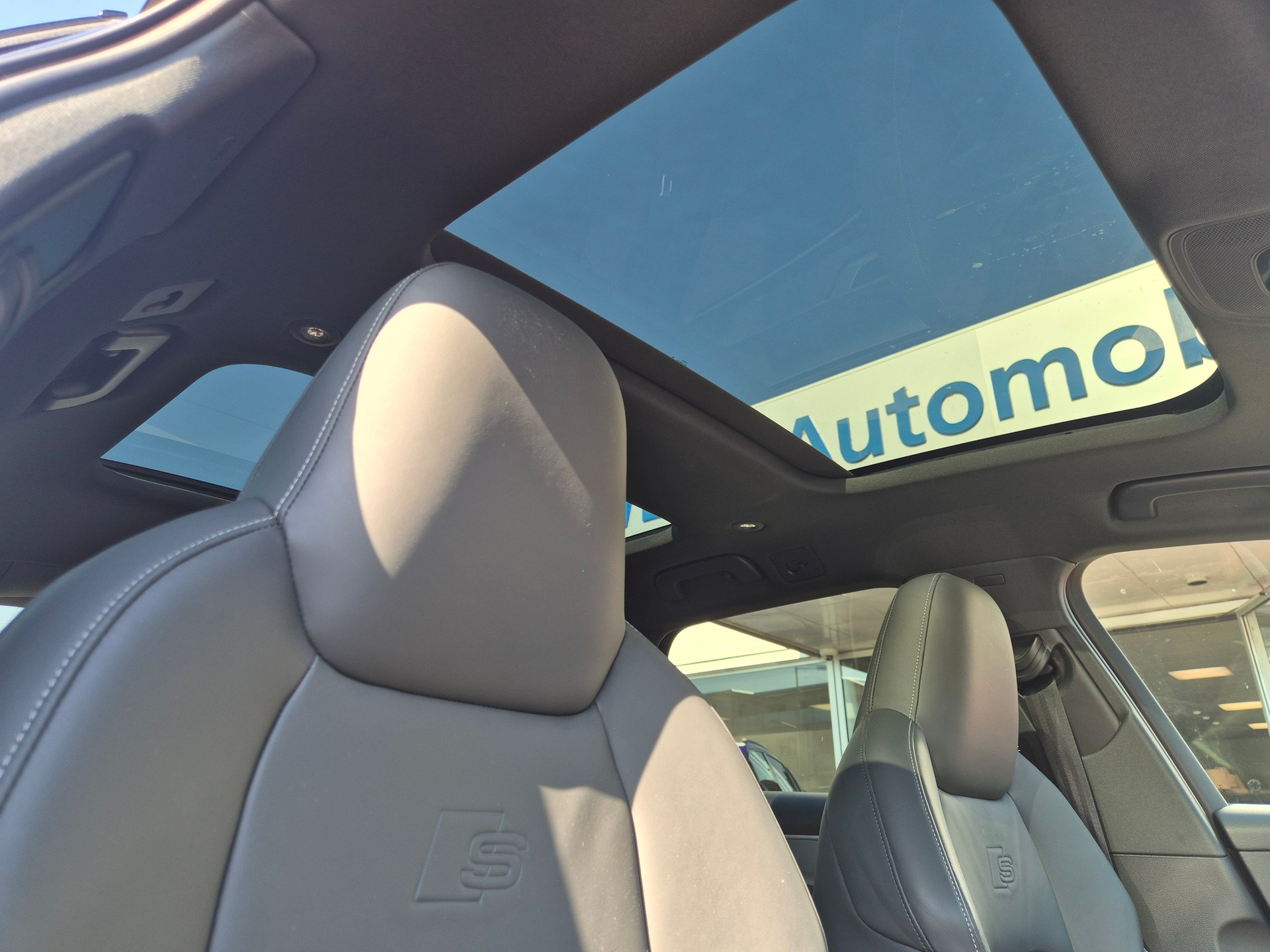 AUDI S6 Avant 3.0 TDI quattro tiptronic-image-9