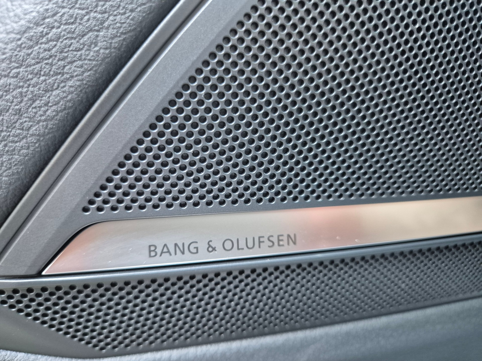 AUDI S6 Avant 3.0 TDI quattro tiptronic-image-16