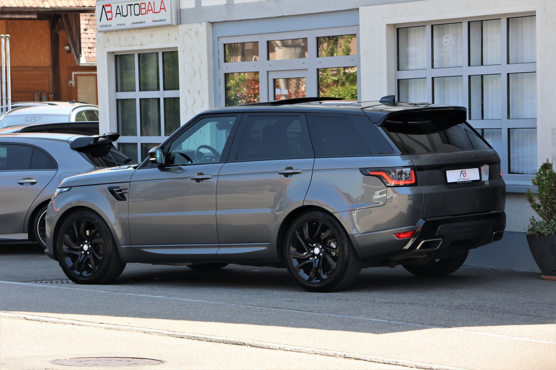 LAND ROVER Range Rover Sport 3.0 SDV6 HSE Dynamic Automatic (CH) + 3.5T AHK-image-4