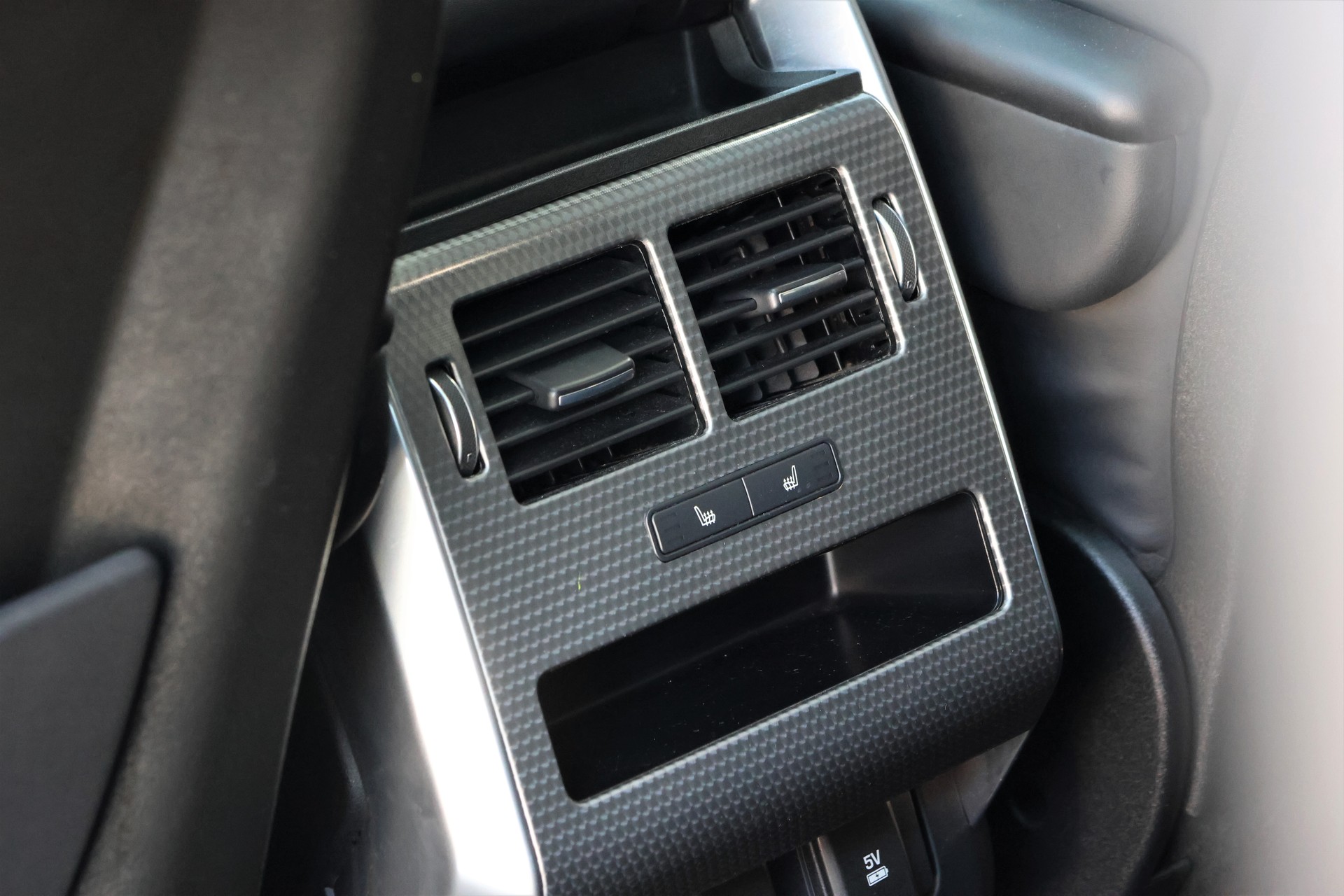 LAND ROVER Range Rover Sport 3.0 SDV6 HSE Dynamic Automatic (CH) + 3.5T AHK-image-13