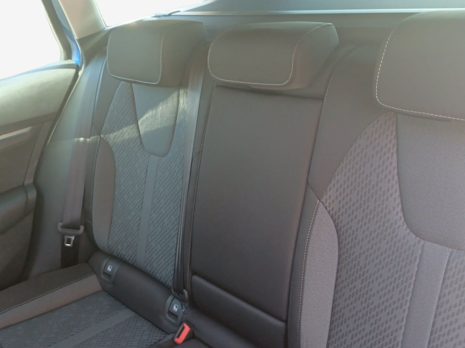 SKODA Octavia Combi 2.0 TSI Style DSG 4x4-image-11