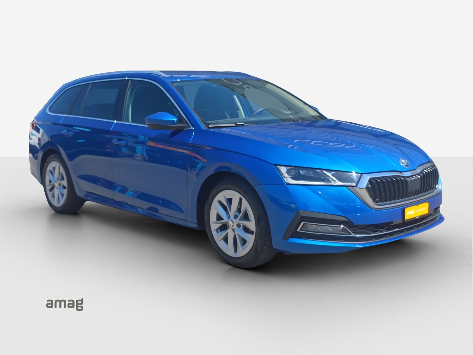SKODA Octavia Combi 2.0 TSI Style DSG 4x4-image-5