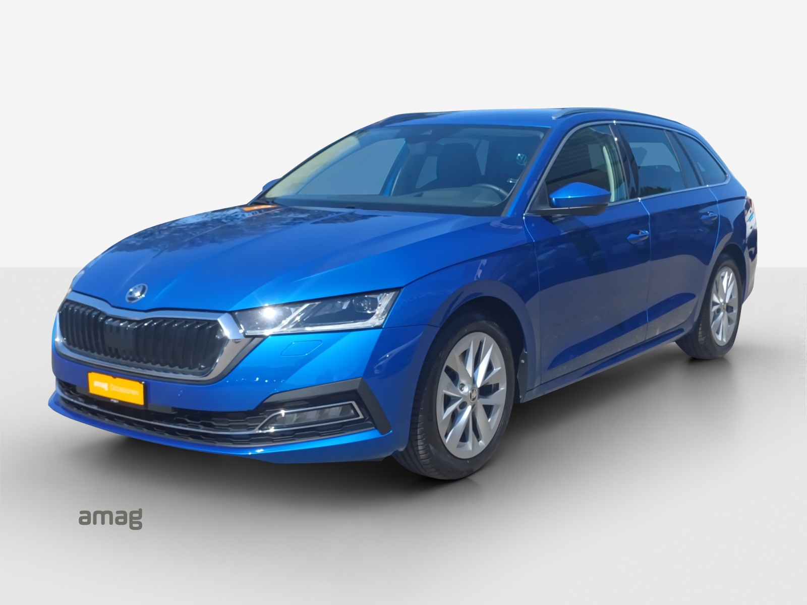 SKODA Octavia Combi 2.0 TSI Style DSG 4x4-image-0
