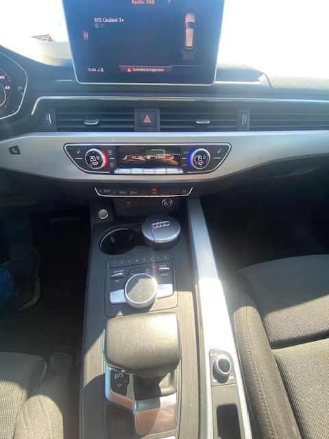 AUDI A4 Avant 2.0 TFSI Sport S-tronic-image-10