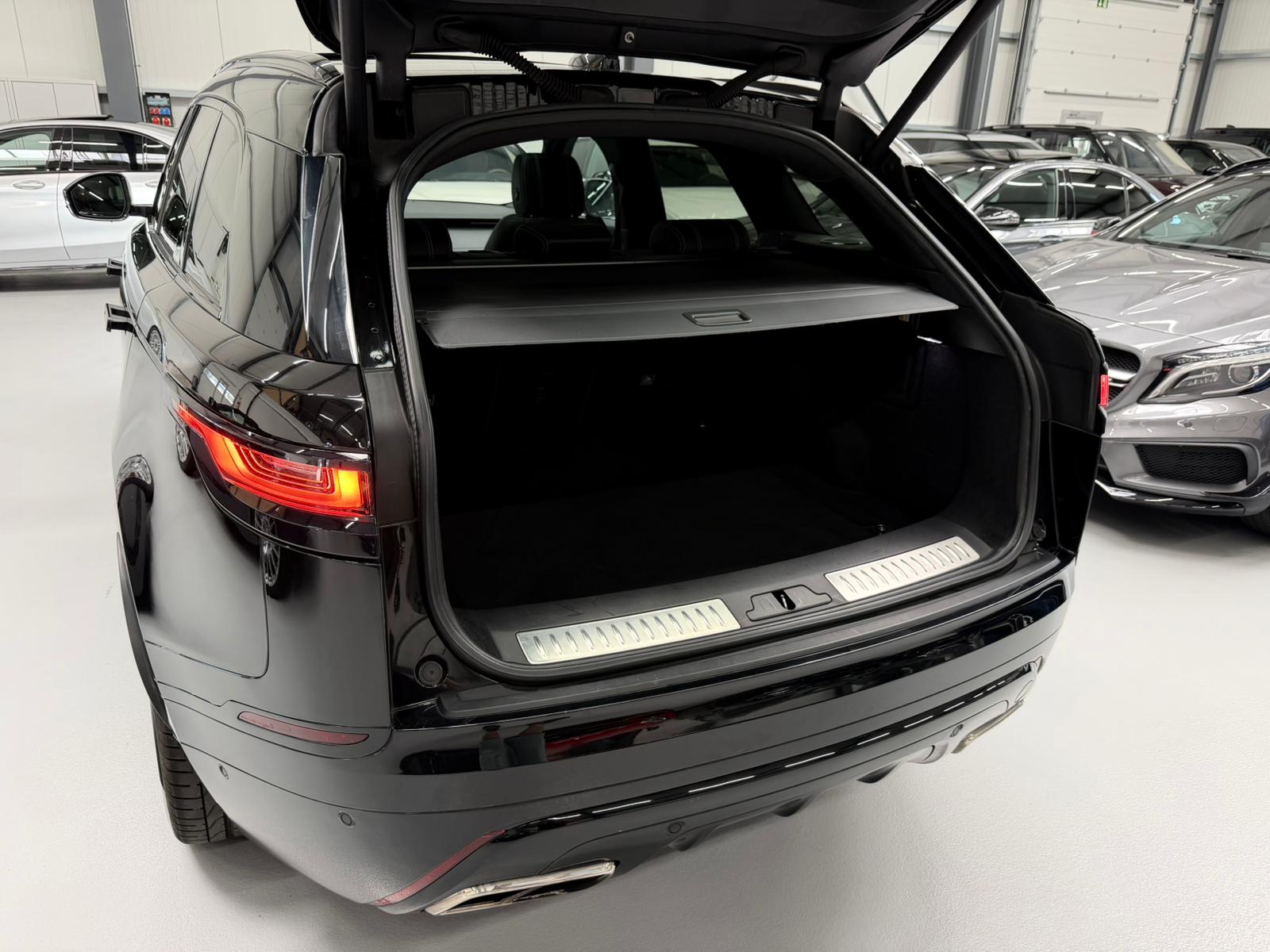 LAND ROVER Range Rover Velar R-Dynamic P 300 SE Automatic-image-25
