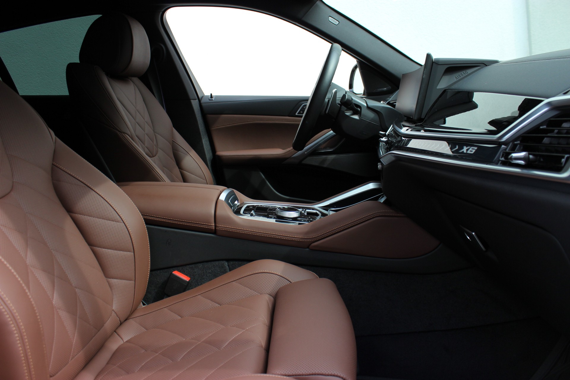 BMW X6 xDrive 48V 40d M Sport Pro *M BROOKLYN GRAU METALLIC*-image-17