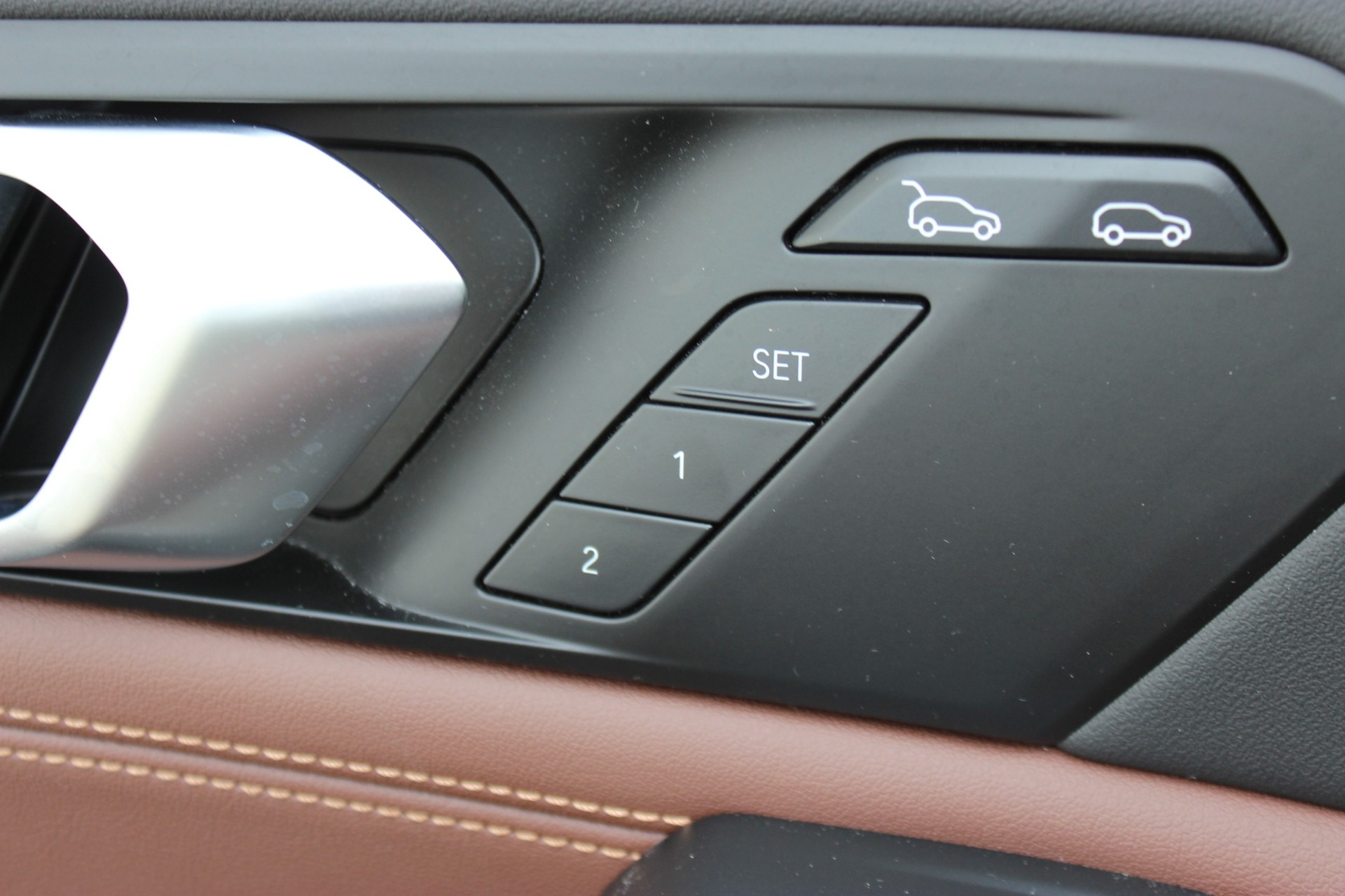 BMW X6 xDrive 48V 40d M Sport Pro *M BROOKLYN GRAU METALLIC*-image-22