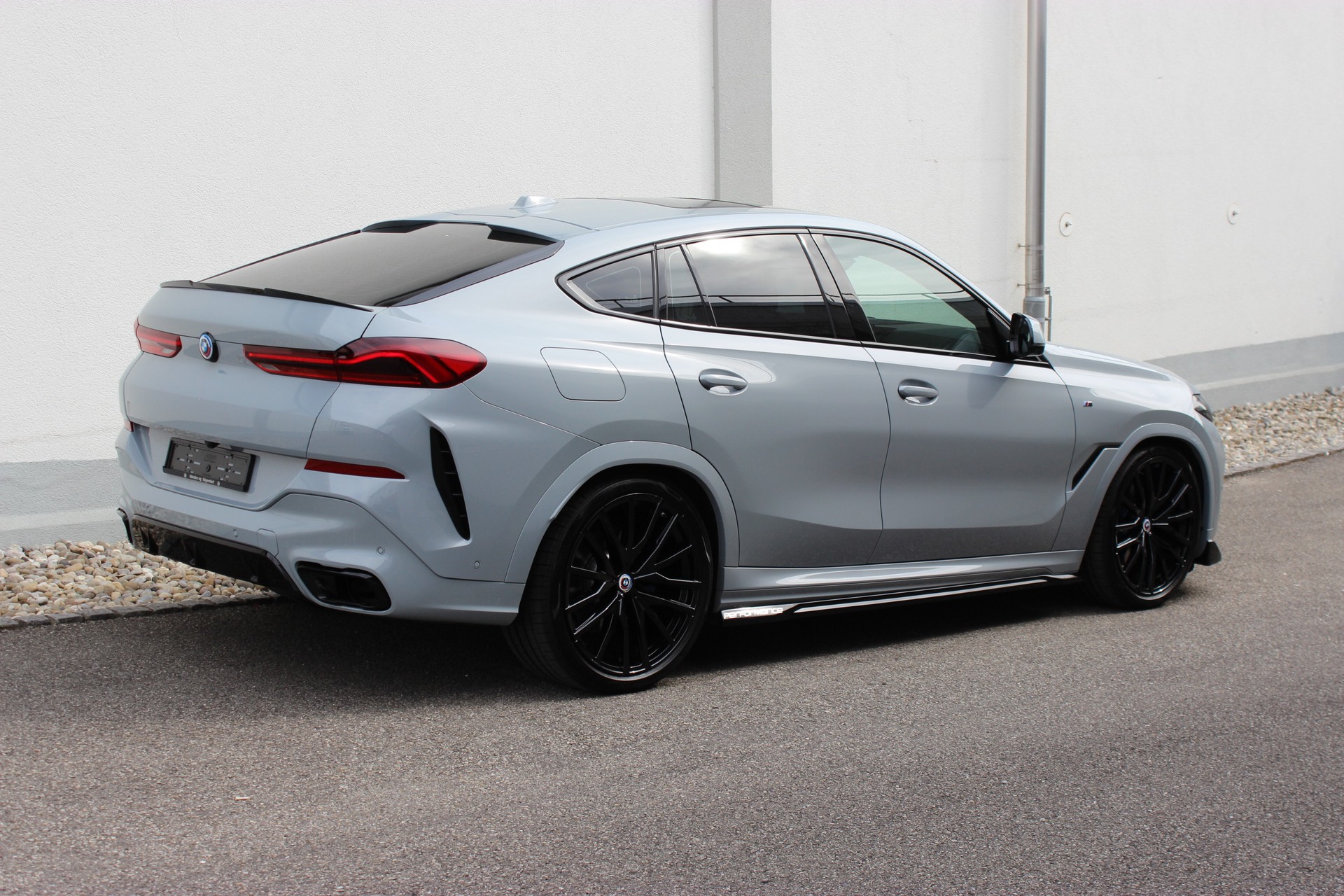 BMW X6 xDrive 48V 40d M Sport Pro *M BROOKLYN GRAU METALLIC*-image-18