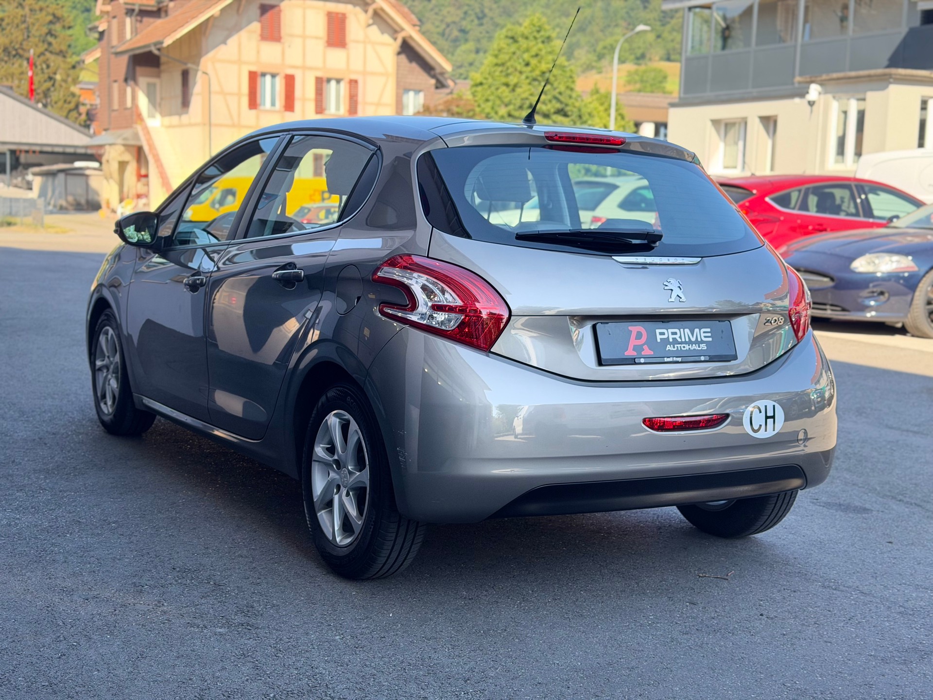 PEUGEOT 208 1.4 VTI Active-showroom-element-2