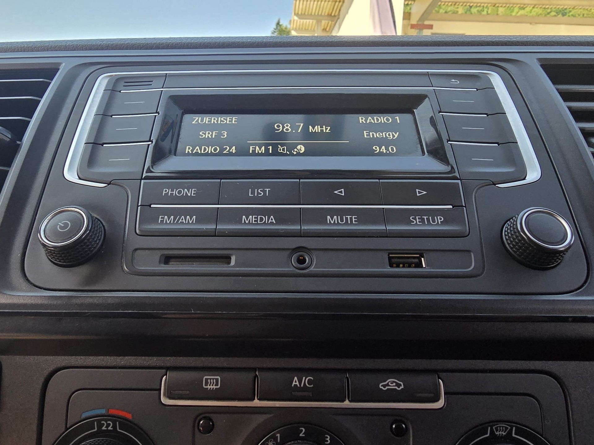 VW T6 2.0 TDI DSG-image-15