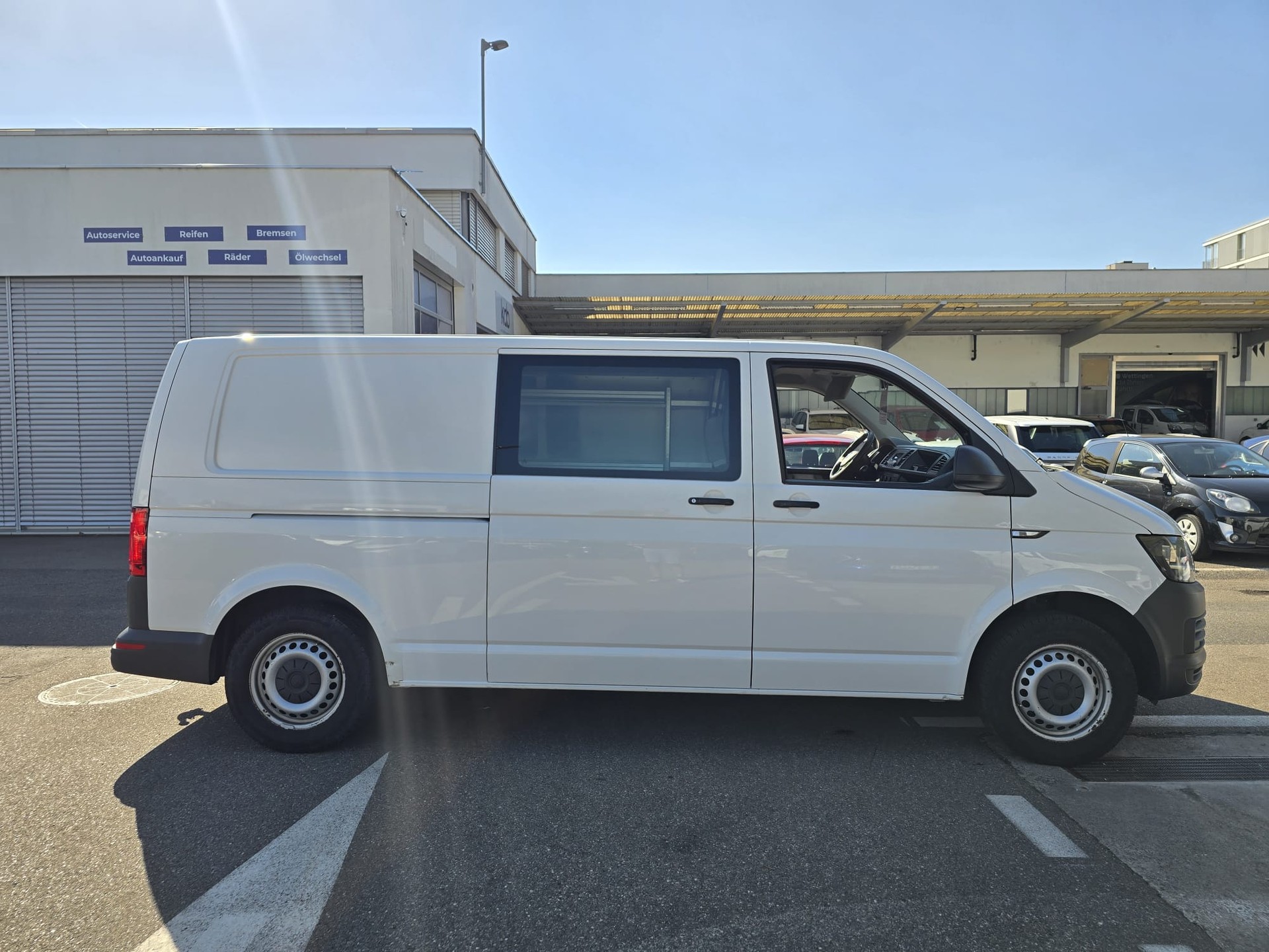VW T6 2.0 TDI DSG-image-8
