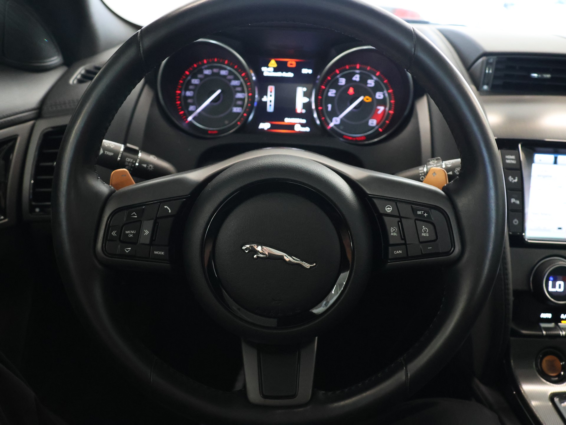 JAGUAR F-Type Coupé S 3.0 V6 S/C *Panorama* *Rückfahrkamera*-image-14