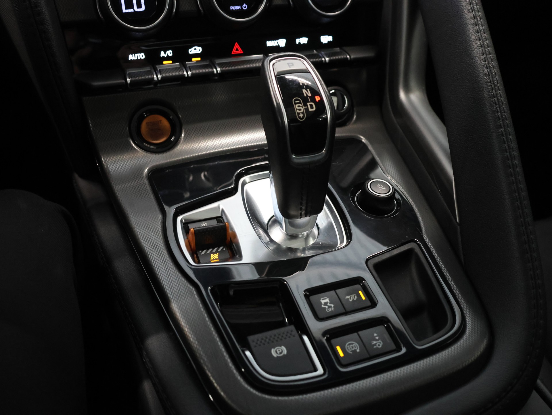 JAGUAR F-Type Coupé S 3.0 V6 S/C *Panorama* *Rückfahrkamera*-image-16