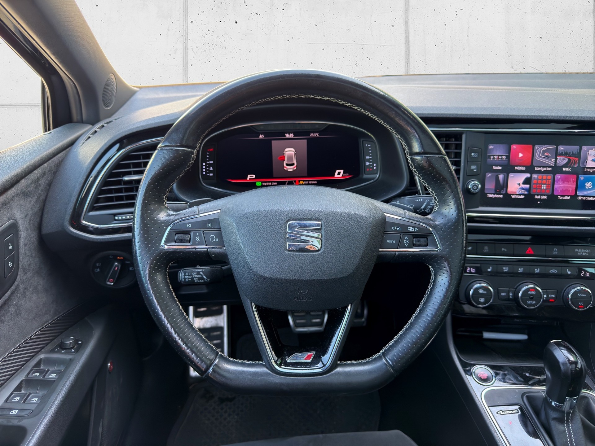 SEAT Leon ST 2.0 TSI Cupra 300 4 Drive DSG-image-14
