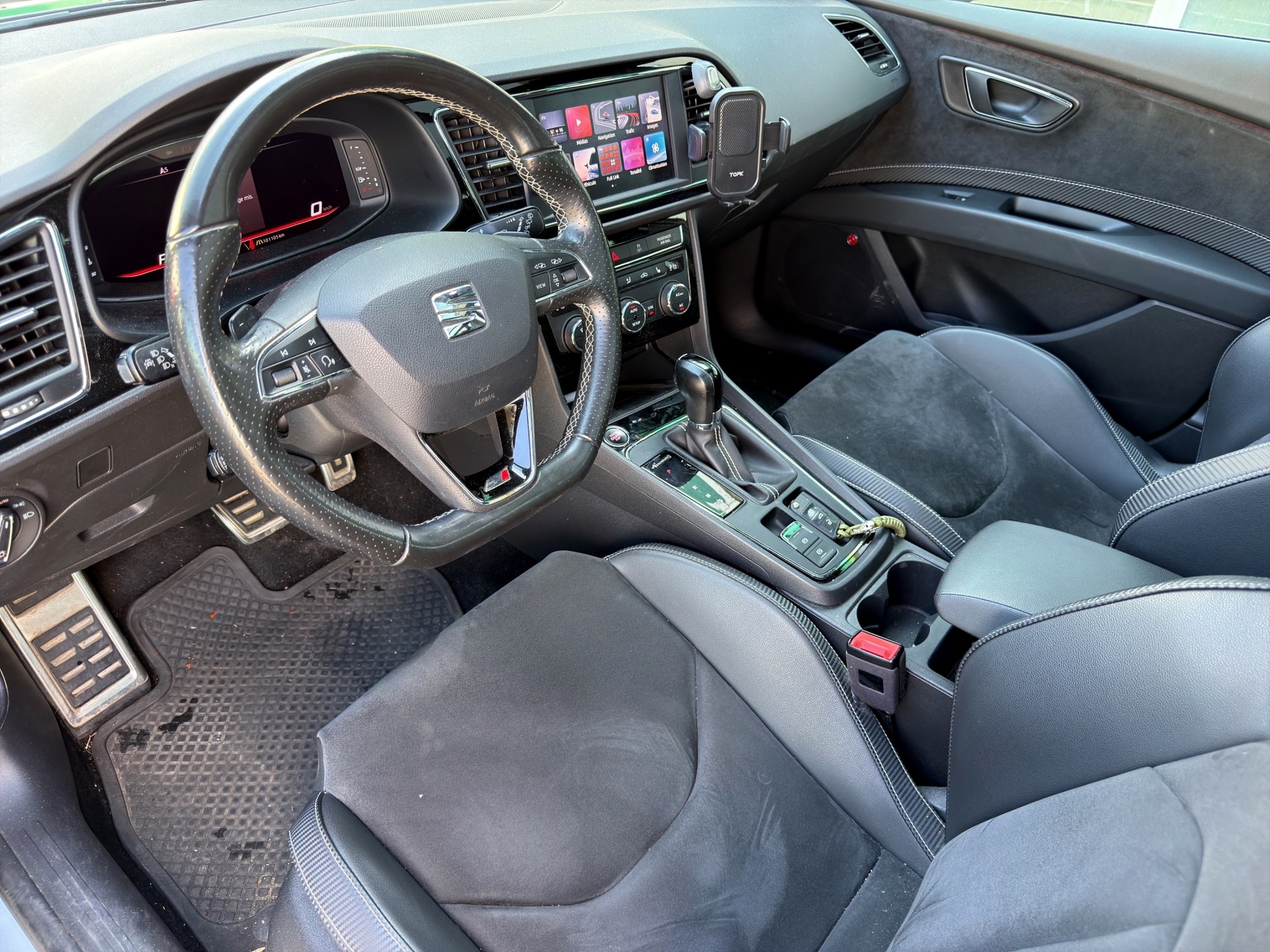 SEAT Leon ST 2.0 TSI Cupra 300 4 Drive DSG-image-11