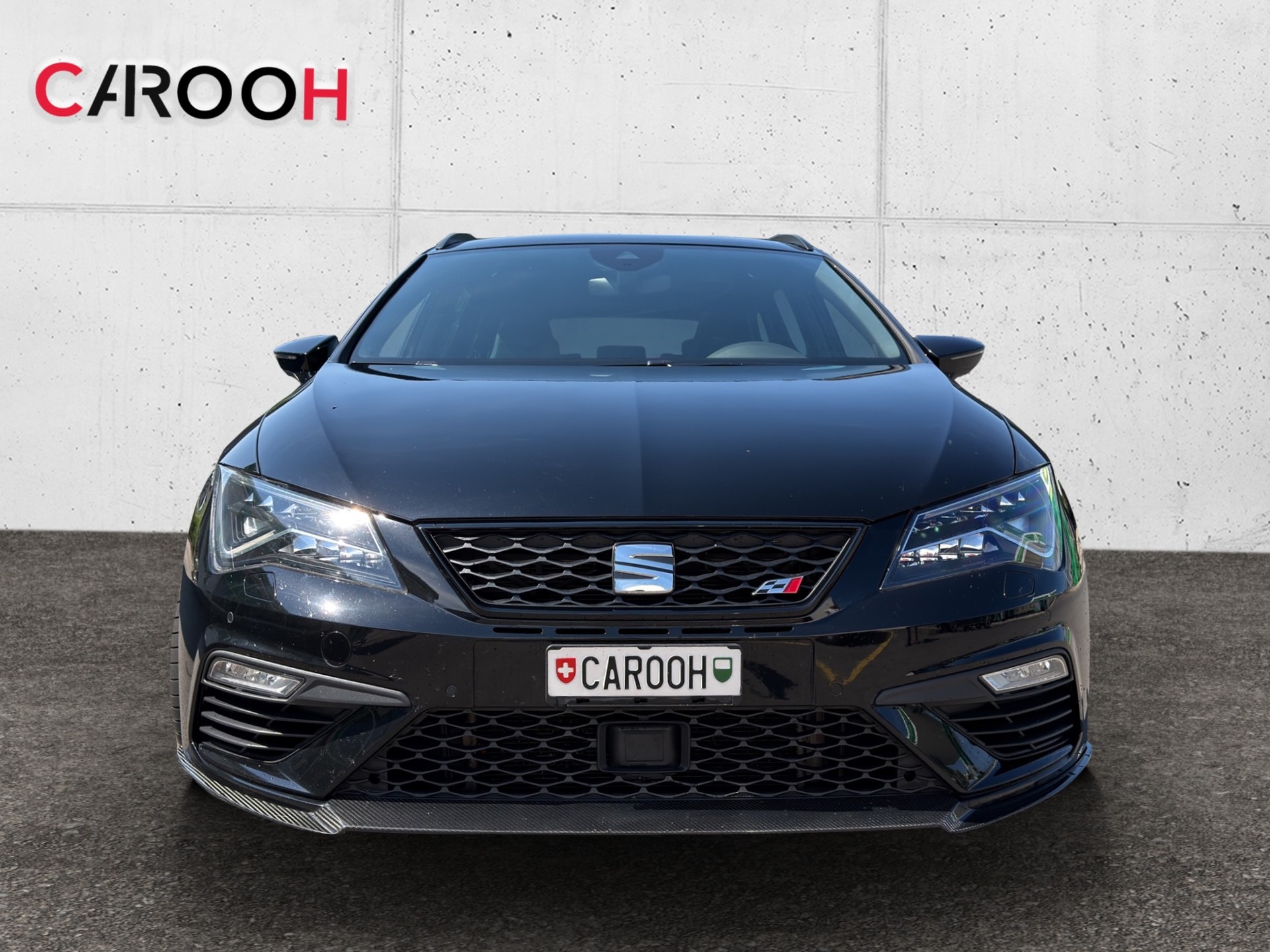 SEAT Leon ST 2.0 TSI Cupra 300 4 Drive DSG-image-1