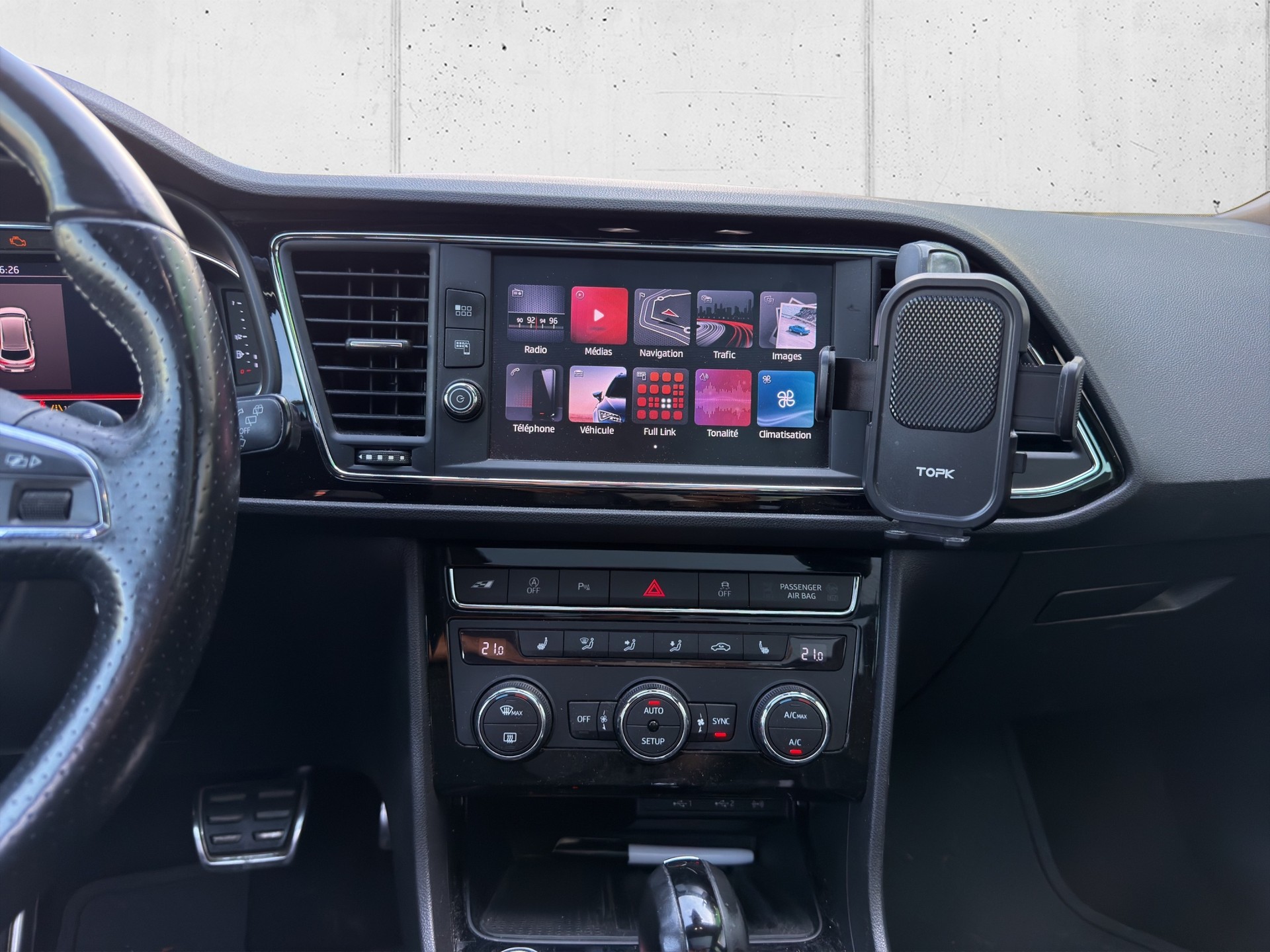 SEAT Leon ST 2.0 TSI Cupra 300 4 Drive DSG-image-19