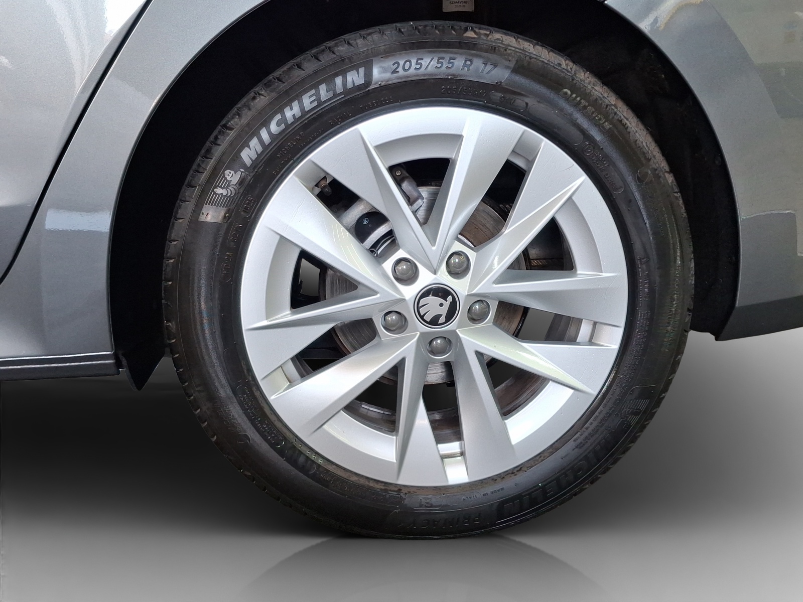 SKODA Octavia Combi 1.5 TSI mHEV DSG Dynamic-image-13