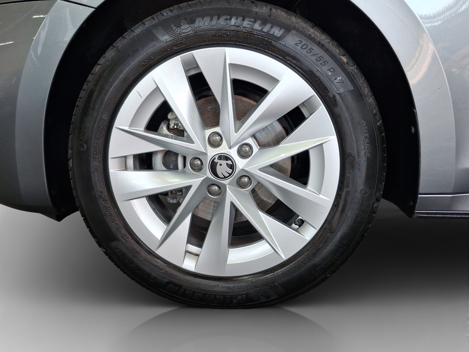 SKODA Octavia Combi 1.5 TSI mHEV DSG Dynamic-image-14