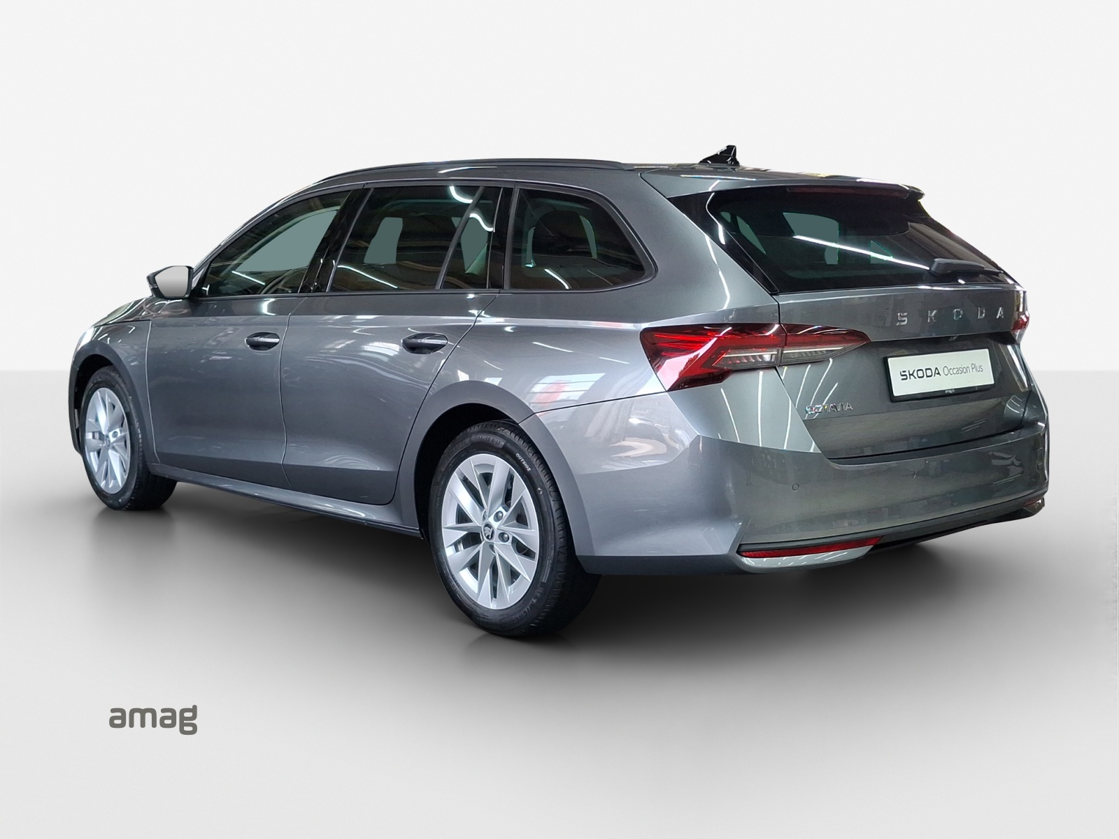 SKODA Octavia Combi 1.5 TSI mHEV DSG Dynamic-image-2