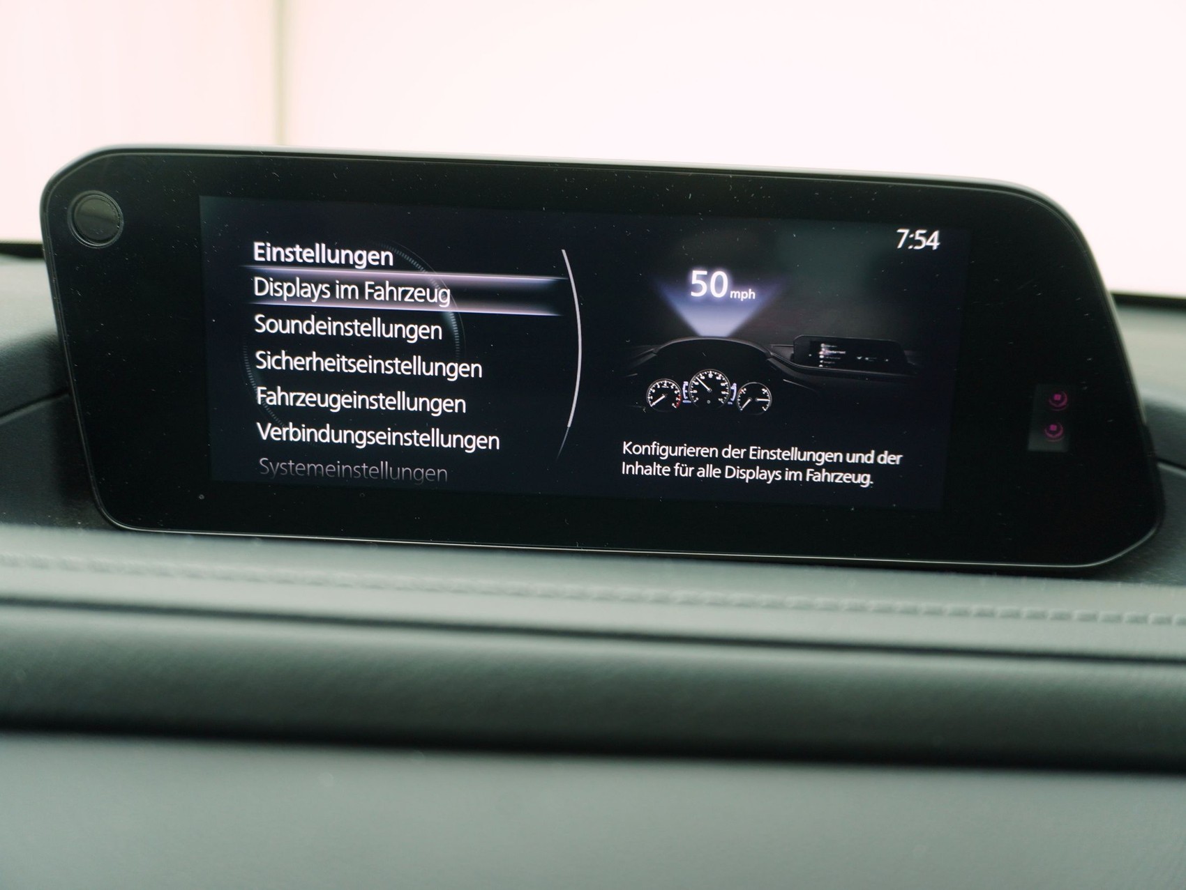 MAZDA CX-30 2.0 Ambition Plus AWD-image-17