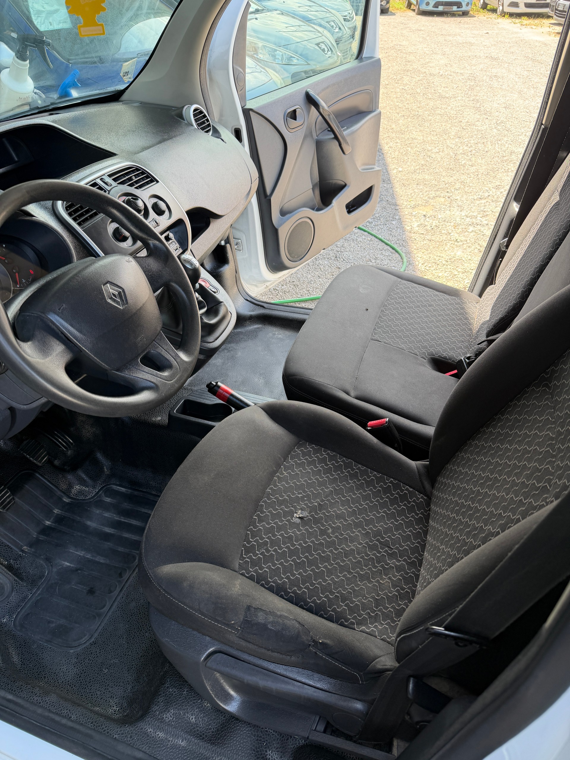 RENAULT Kangoo Medium TCe 115 ENERGY Business-image-7