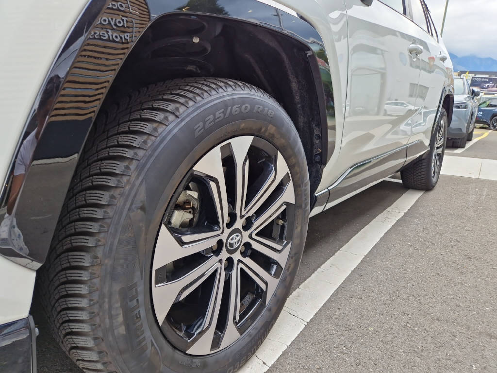 TOYOTA RAV-4 2.5 Plug-In-Hybrid GR Spo 45736/000-image-18