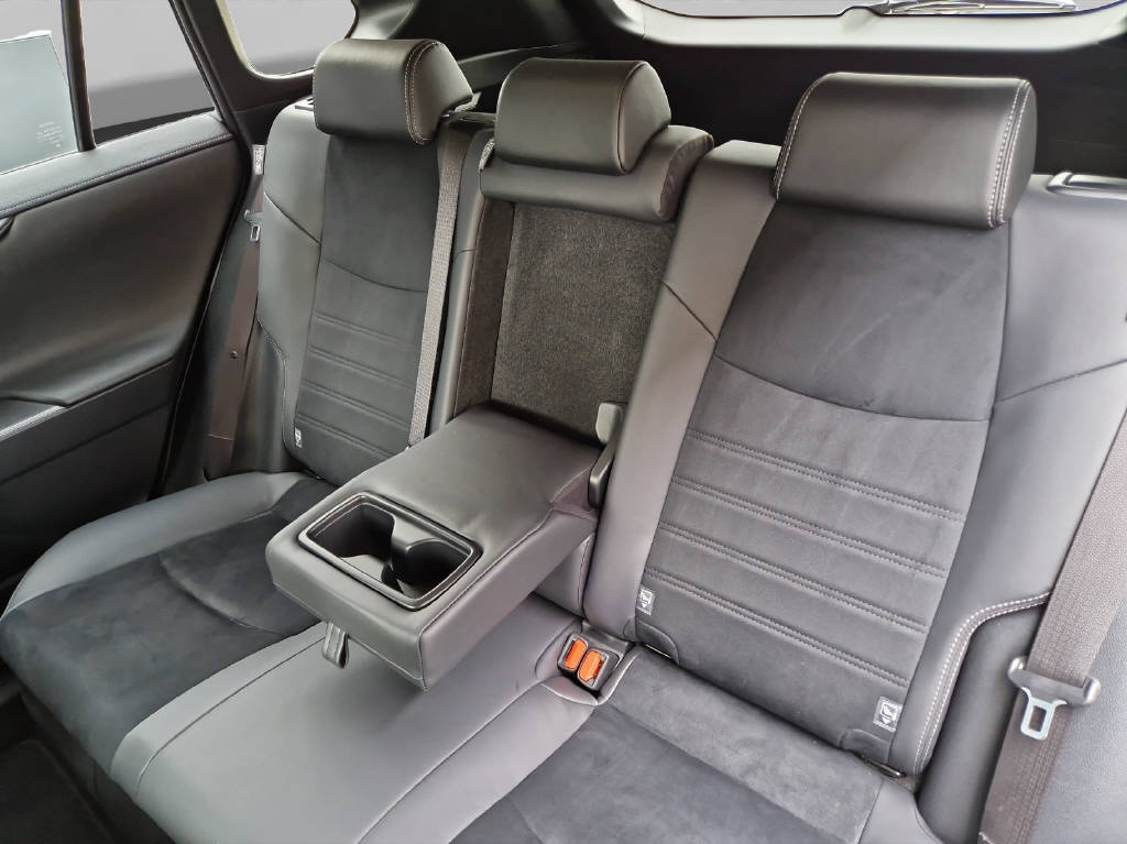 TOYOTA RAV-4 2.5 Plug-In-Hybrid GR Spo 45736/000-image-12