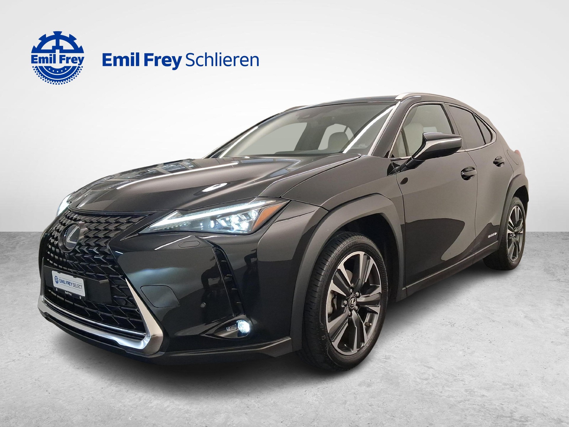 LEXUS UX 250h Excellence-image-0