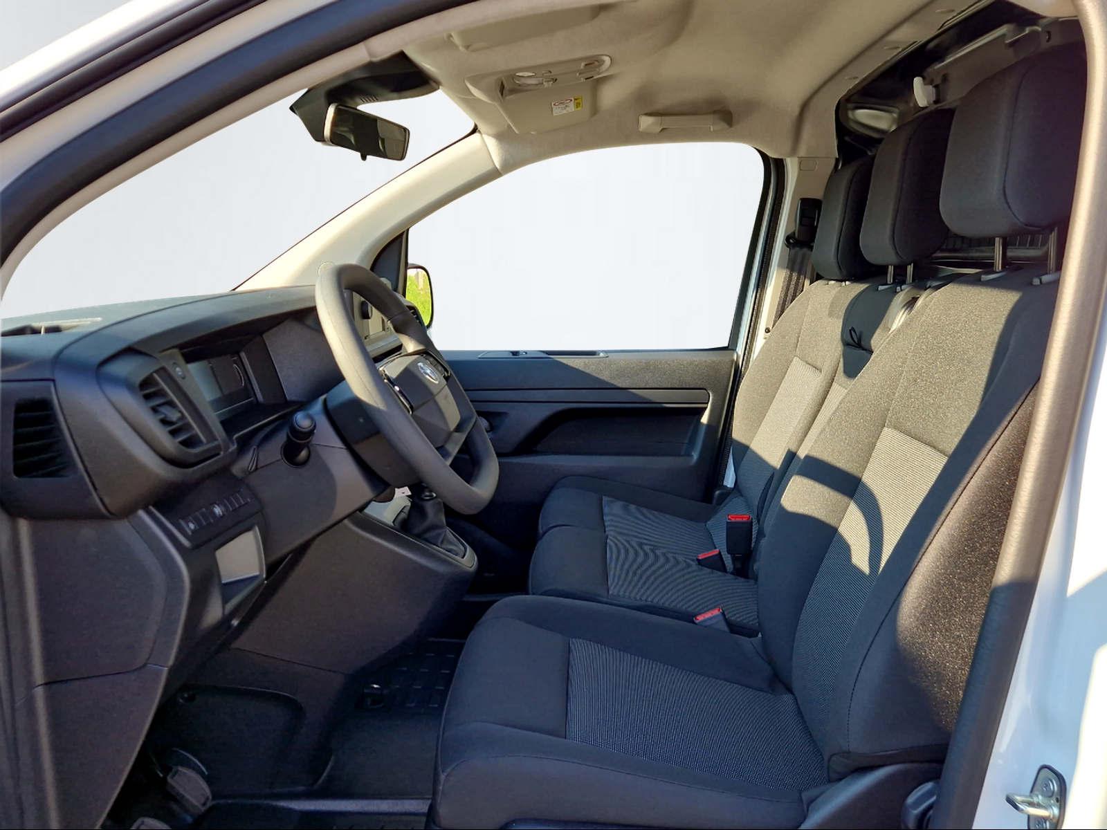 TOYOTA PROACE Van L1 2.0 D Active-showroom-element-3