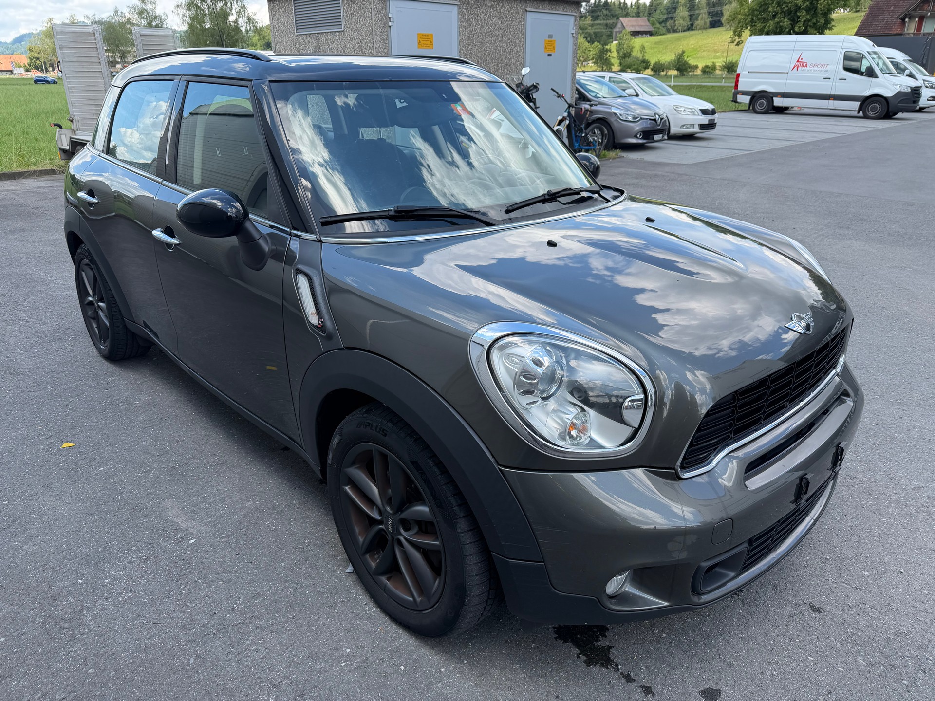 MINI Countryman Cooper S FWD Steptronic-image-1