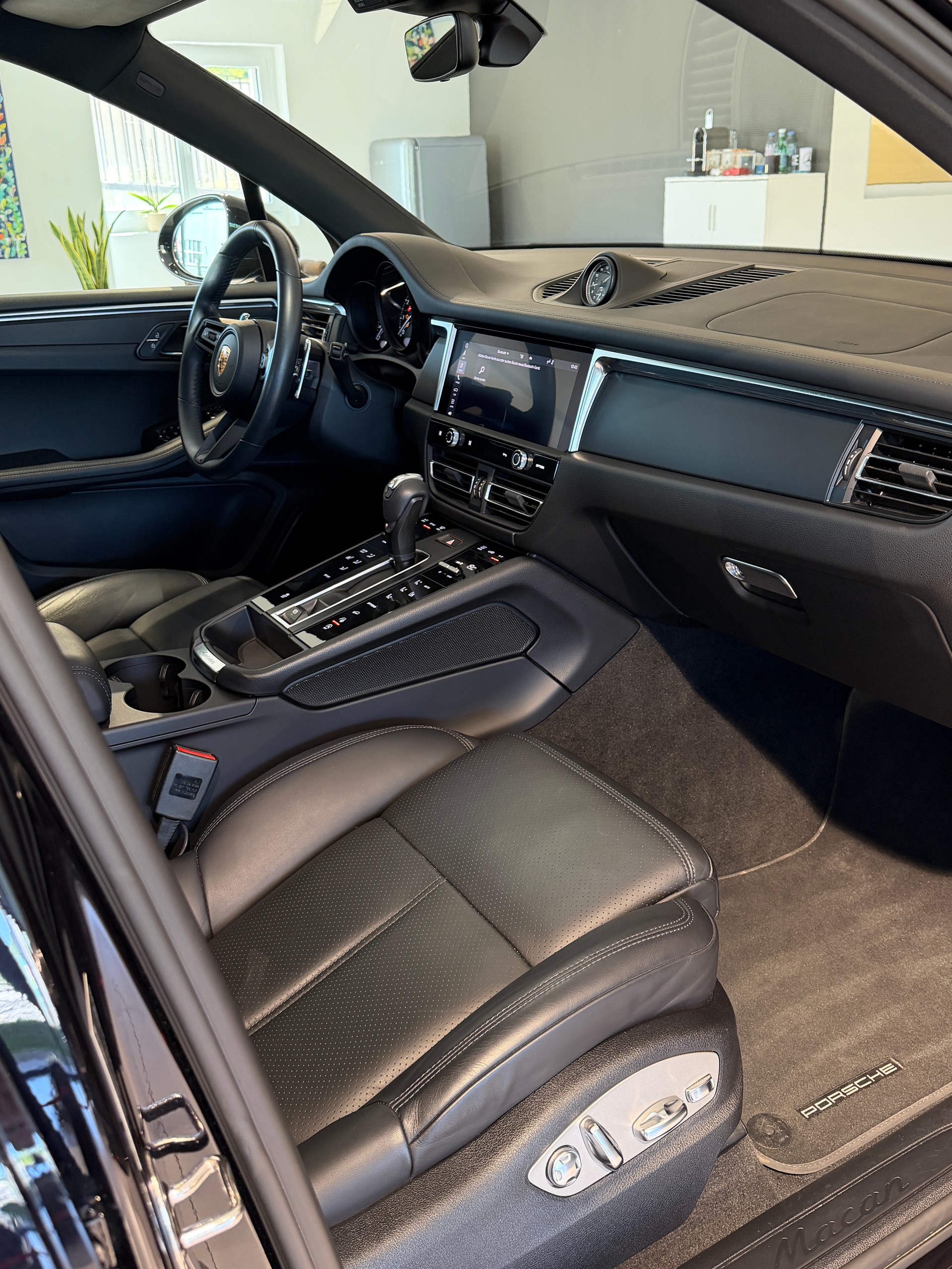 PORSCHE Macan PDK-image-11