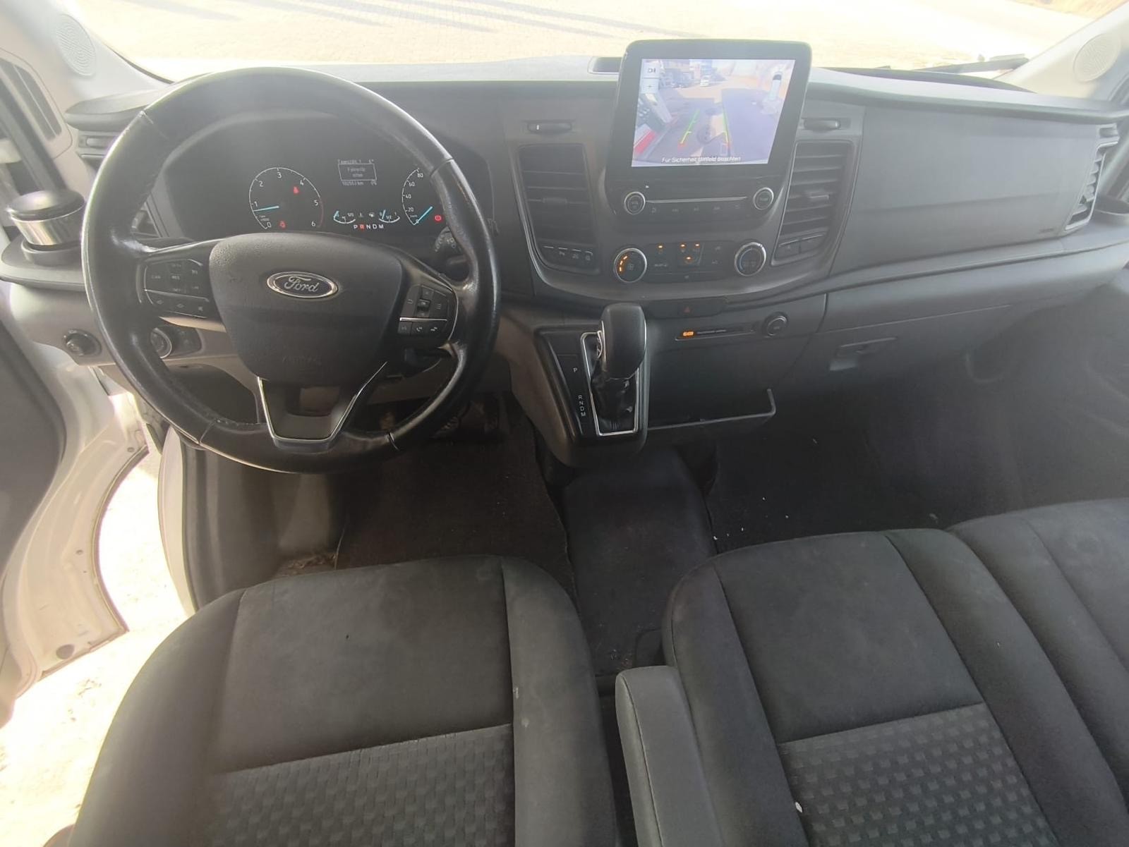 FORD Transit Van 350 L2 Trend 2.0 TDCi 130 FWD A-image-19
