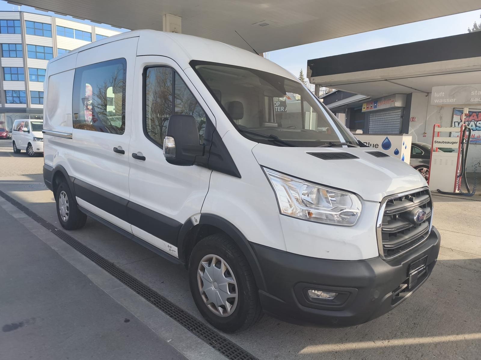 FORD Transit Van 350 L2 Trend 2.0 TDCi 130 FWD A-image-0