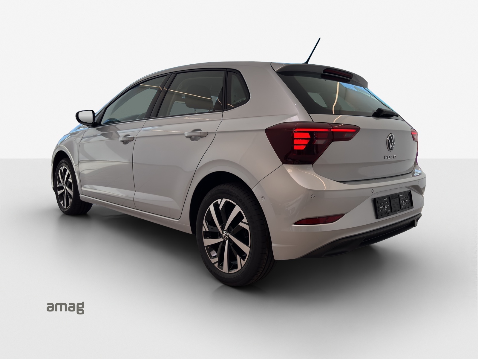 VW Polo 1.0 TSI Life DSG-image-2