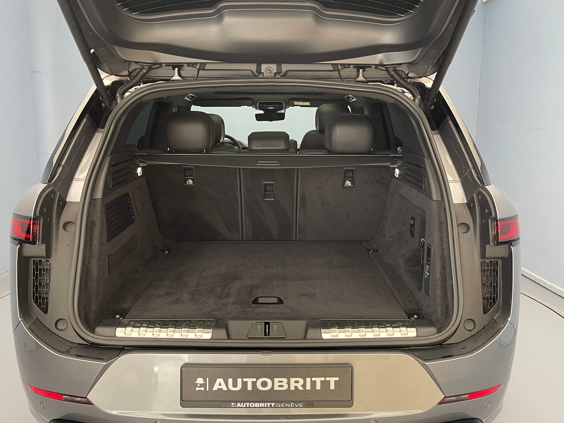 LAND ROVER Range Rover Sport 3.0 I6 350 Autobiography-image-12