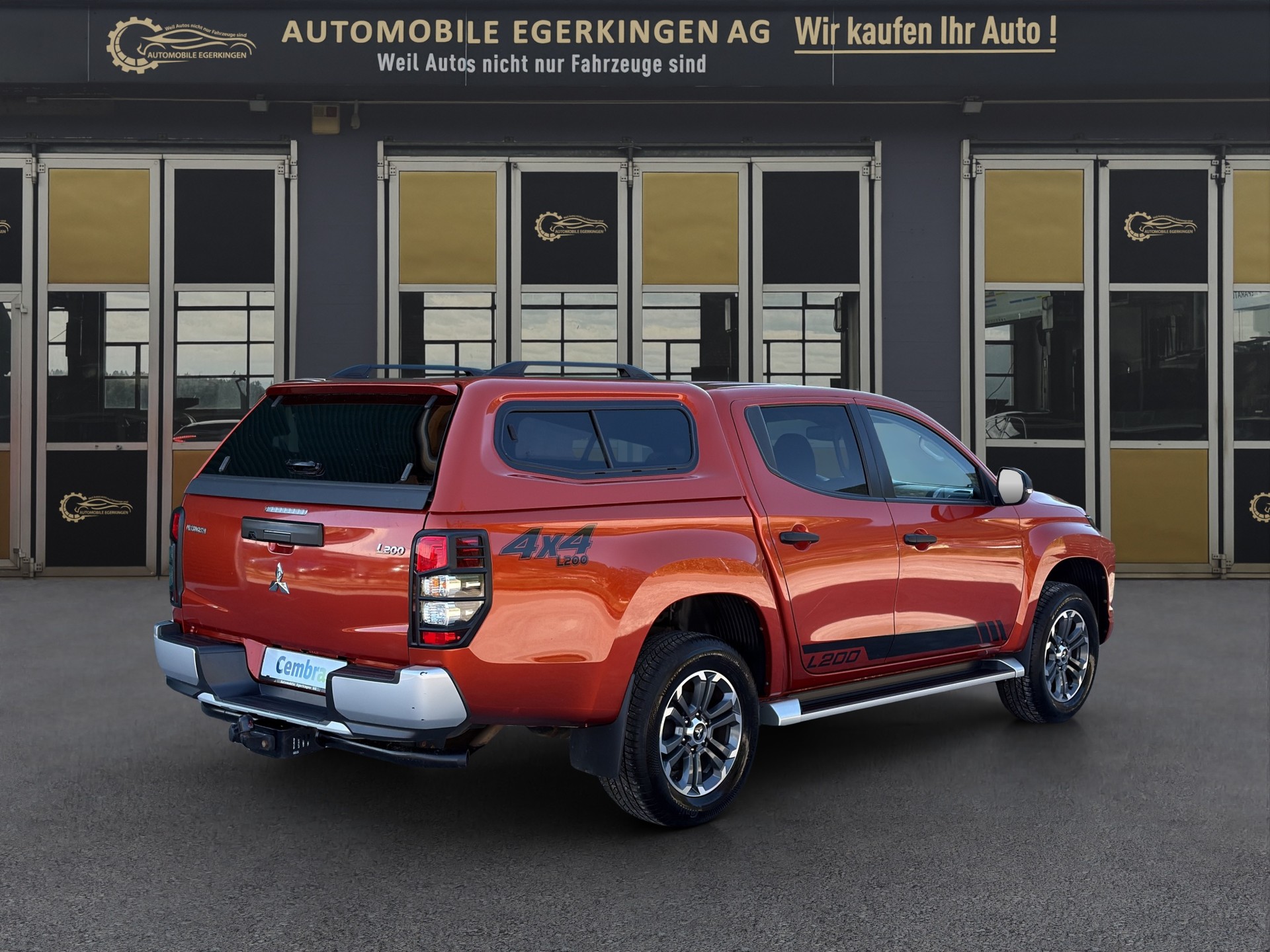 MITSUBISHI L 200 2.2 Style Double Cab Automat-image-4
