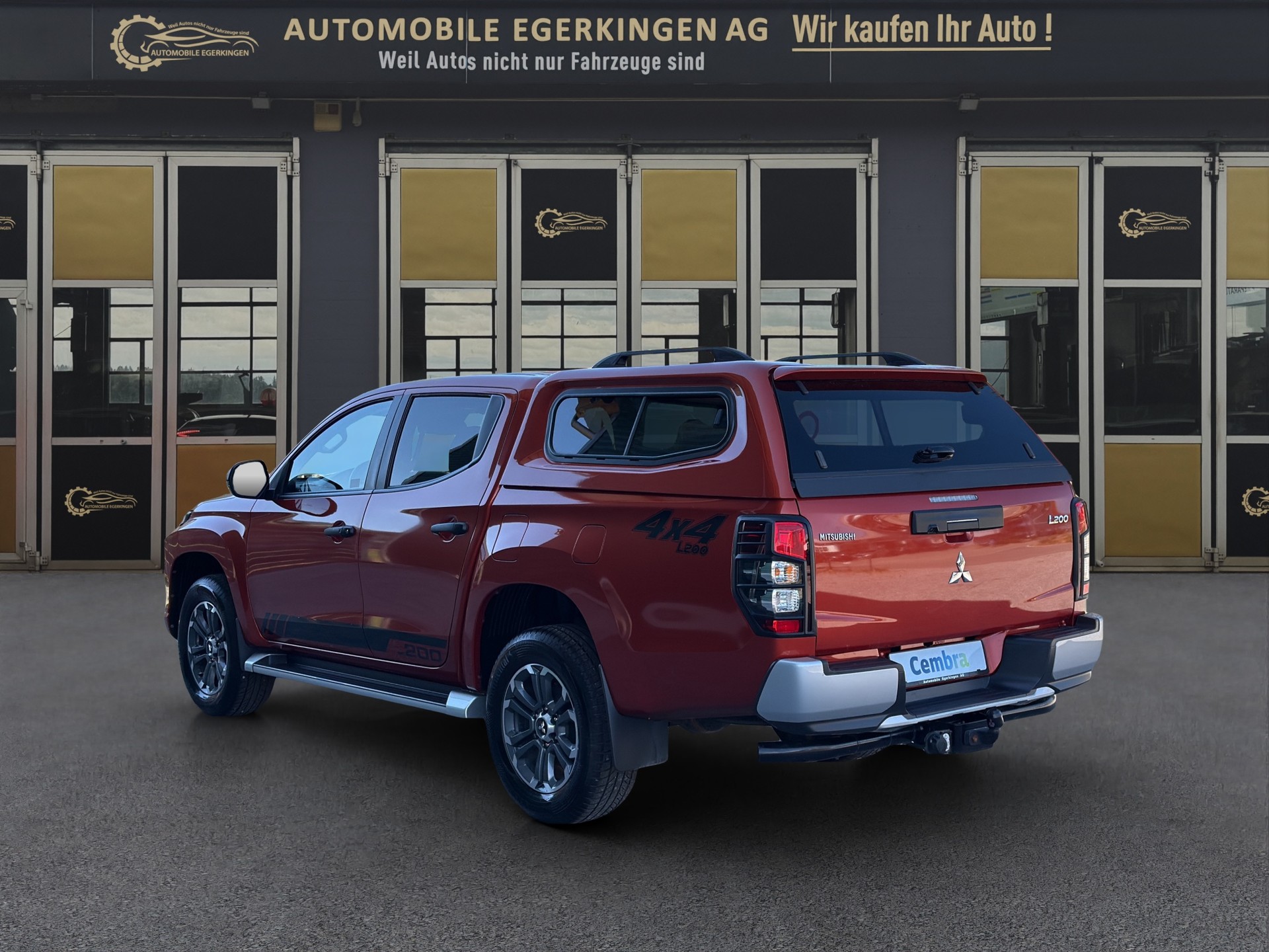 MITSUBISHI L 200 2.2 Style Double Cab Automat-image-6