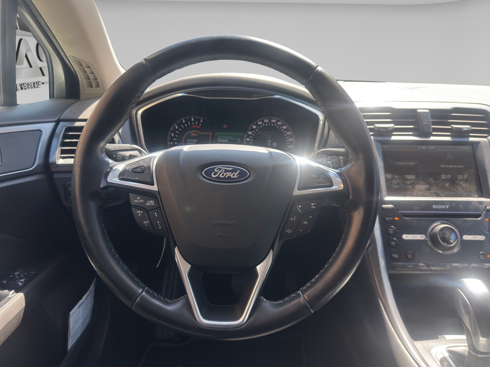 FORD Mondeo 2.0 TDCi Titanium PowerShift-image-9