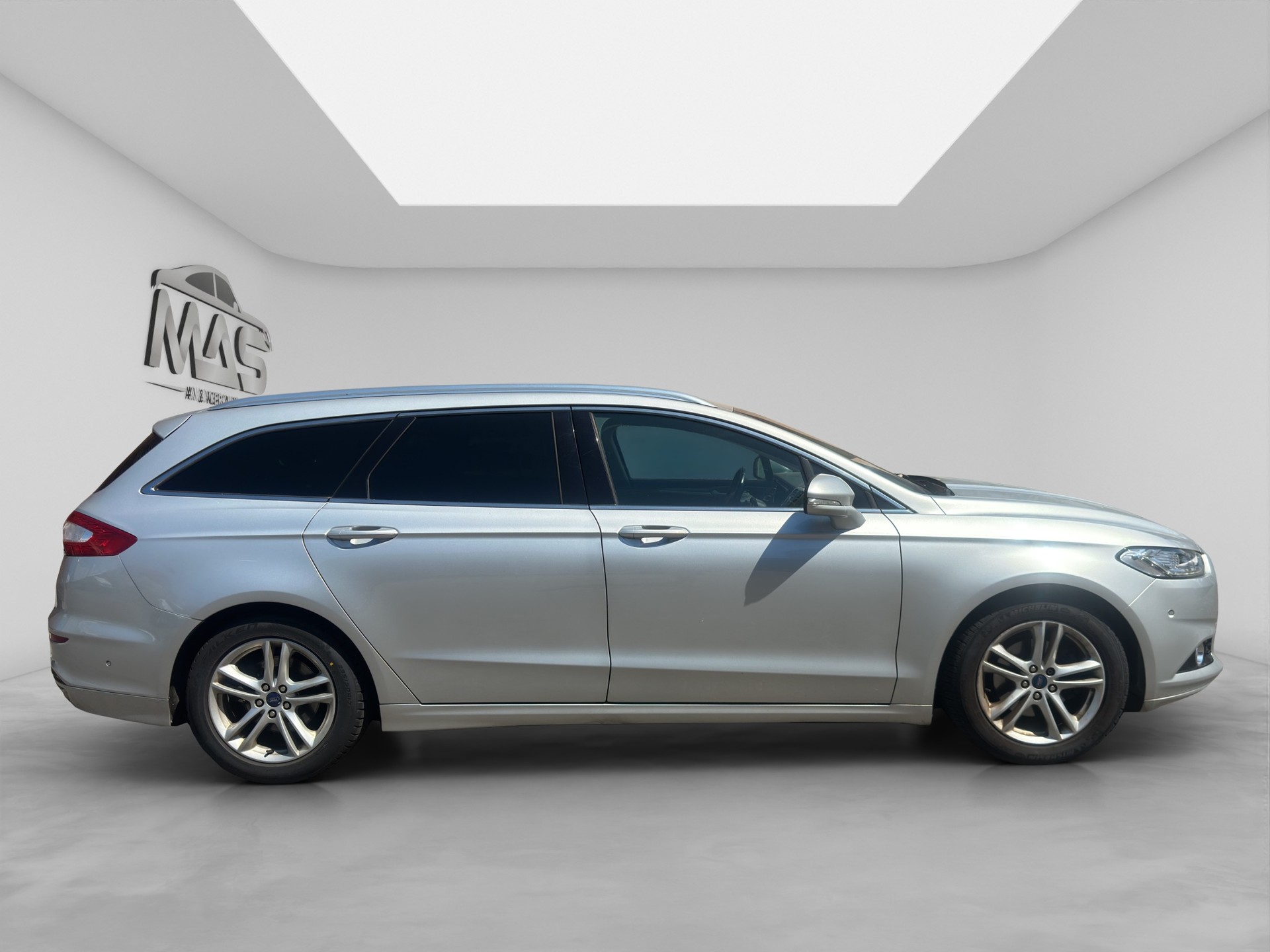 FORD Mondeo 2.0 TDCi Titanium PowerShift-image-6